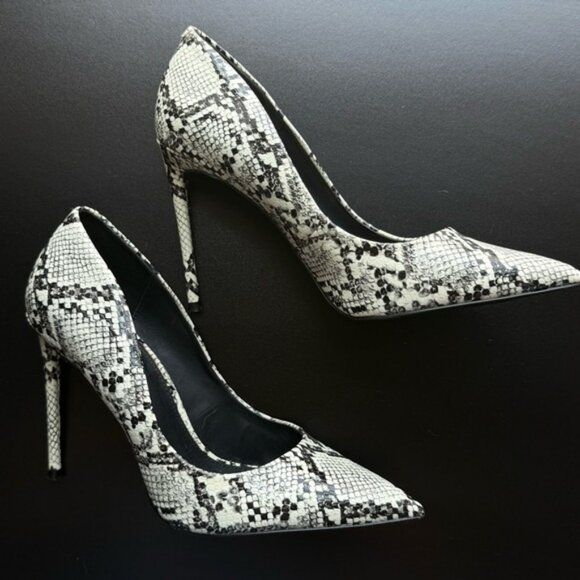 Steve Madden Black and White Snakeskin Heels - Picture 1 of 9